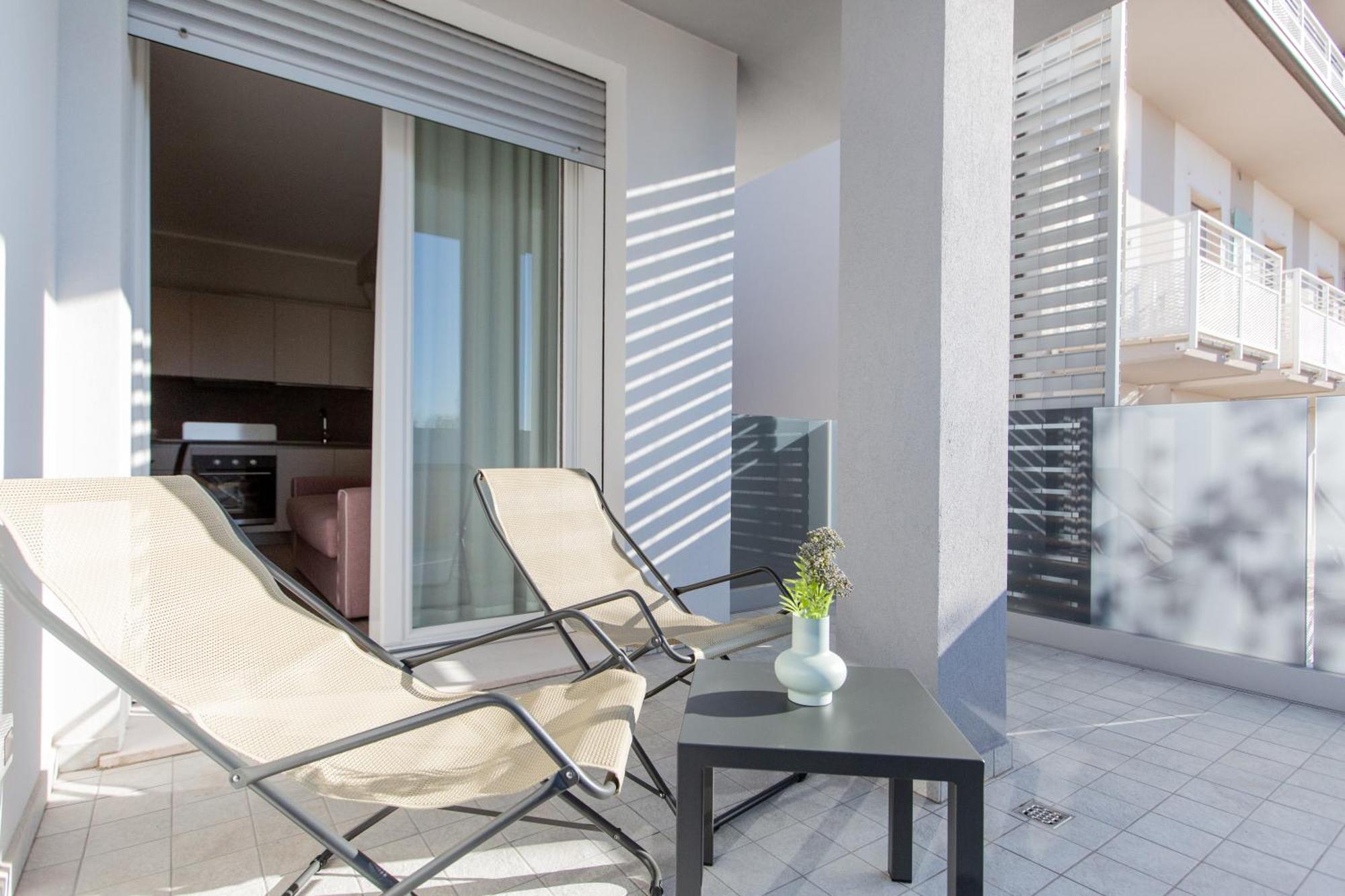 Hotel Nevada Μπελάρια-Ιτζέα Μαρίνα Εξωτερικό φωτογραφία