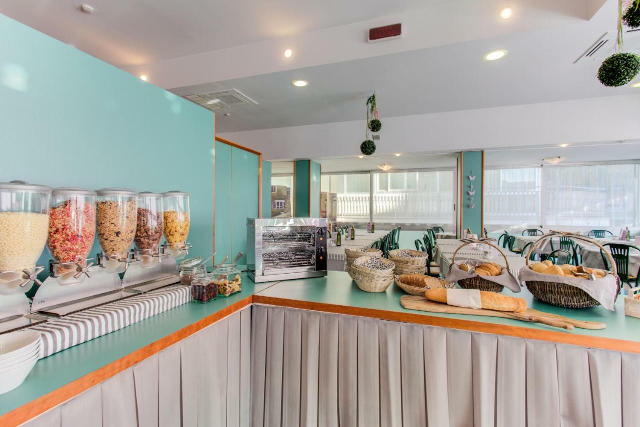 Hotel Nevada Μπελάρια-Ιτζέα Μαρίνα Εξωτερικό φωτογραφία